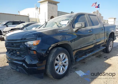 2022 Chevrolet Silverado 1500 z USA, uszkodzony, nr VIN 1GCPABEK0NZ594304